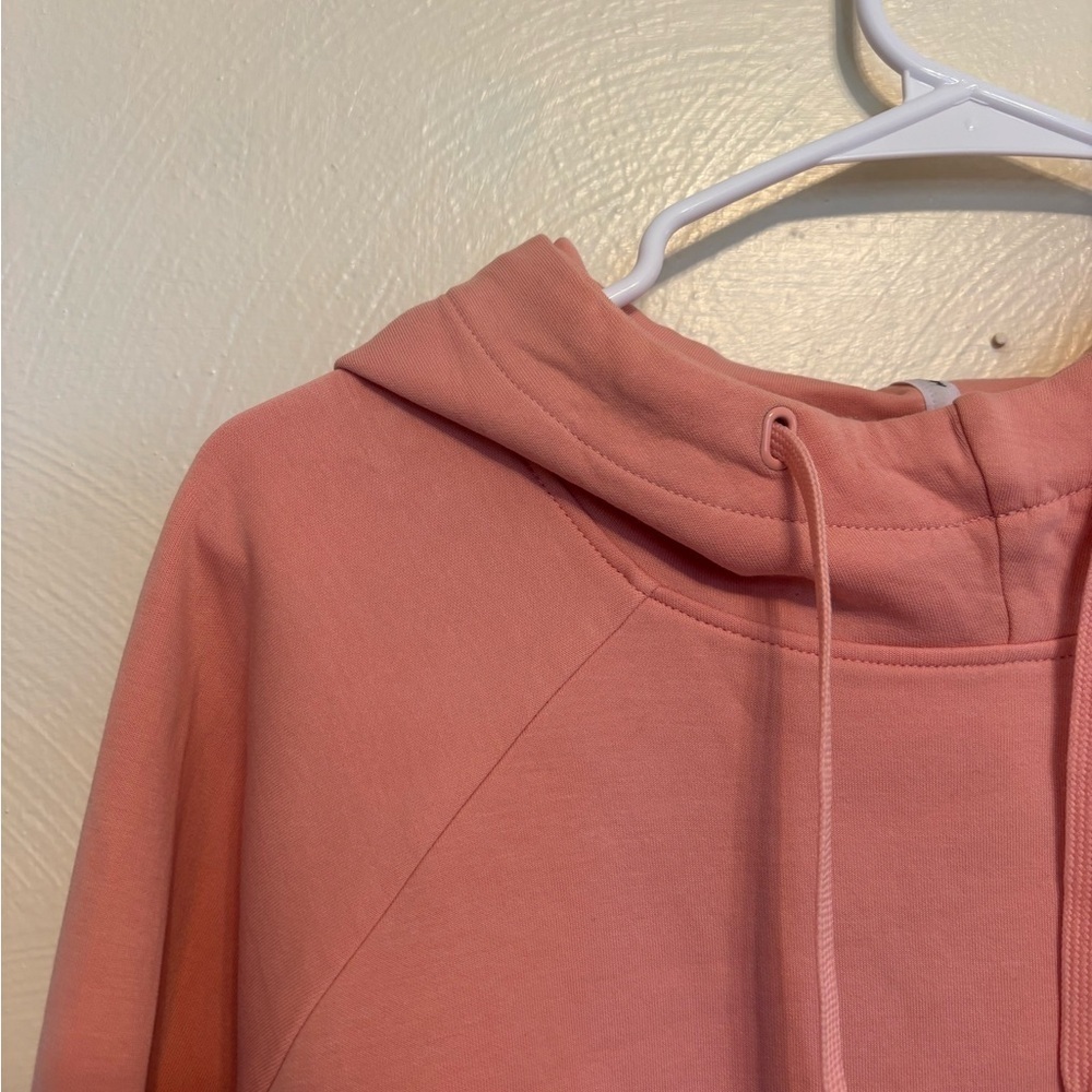 PUMA Hoodie Women’s Large Pink “Keeps You Dry” Moisture Wicking Pullover - Picture 5 of 7